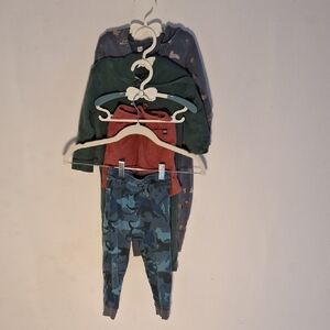 Tea Collection Lot Of 4 18M Boy Rompers Joggers Kids Matching Set Jogger Bundle